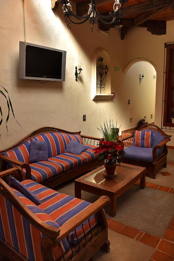 Hotel Provincia Сан-Кристобаль-де-Ла-Касас Экстерьер фото